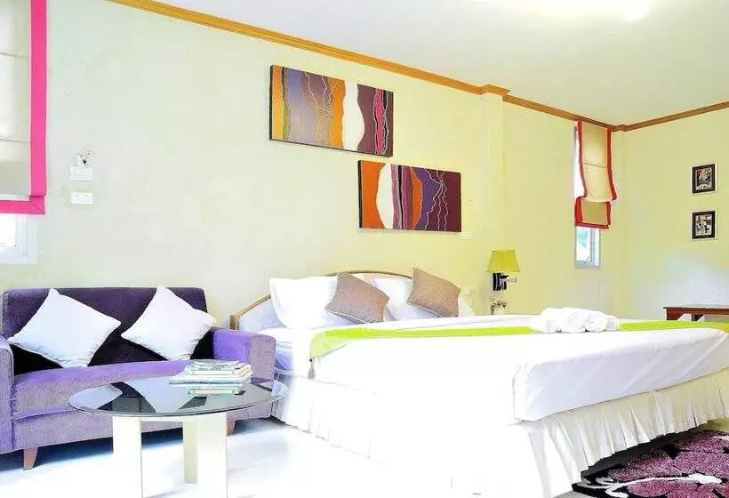 ホテル Moosiyard Hometel Khaoyai