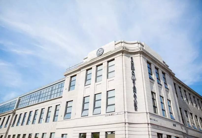 Sandman Signature Aberdeen Hotel & Spa