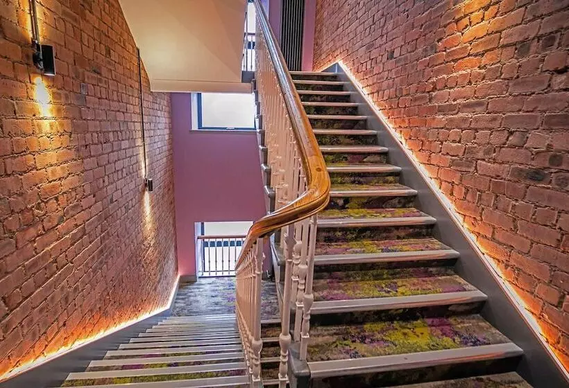 Sandman Signature Aberdeen Hotel & Spa