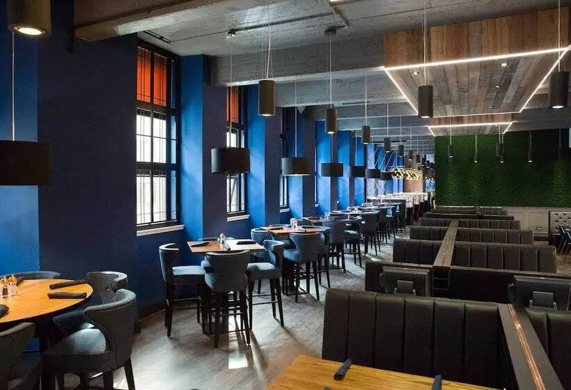 Sandman Signature Aberdeen Hotel & Spa