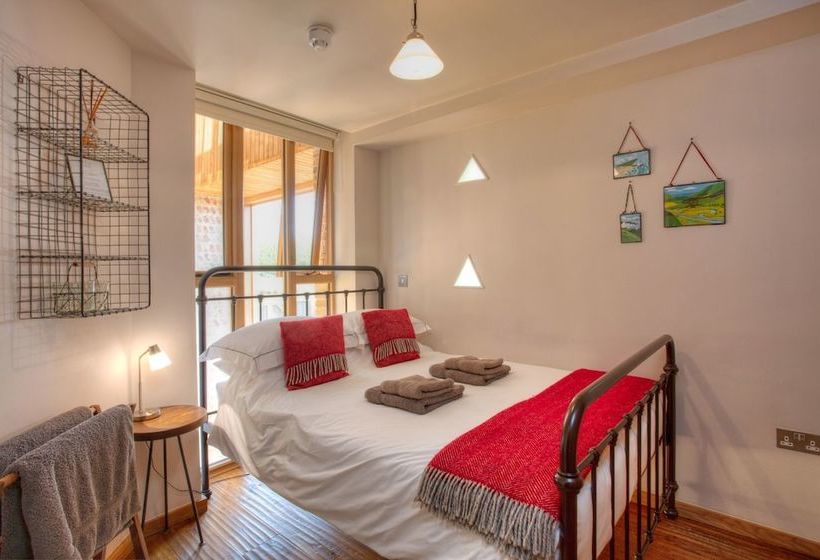 ホテル The Flint Barns