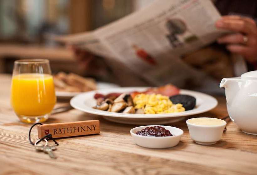 ホテル The Flint Barns