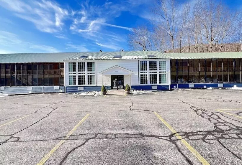 ホテル Travelodge By Wyndham Lincoln Near White Mountain