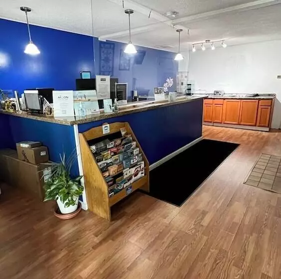 ホテル Travelodge By Wyndham Lincoln Near White Mountain