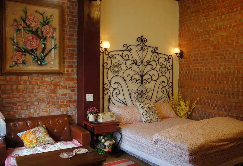 Moonciao Garden  Hostel