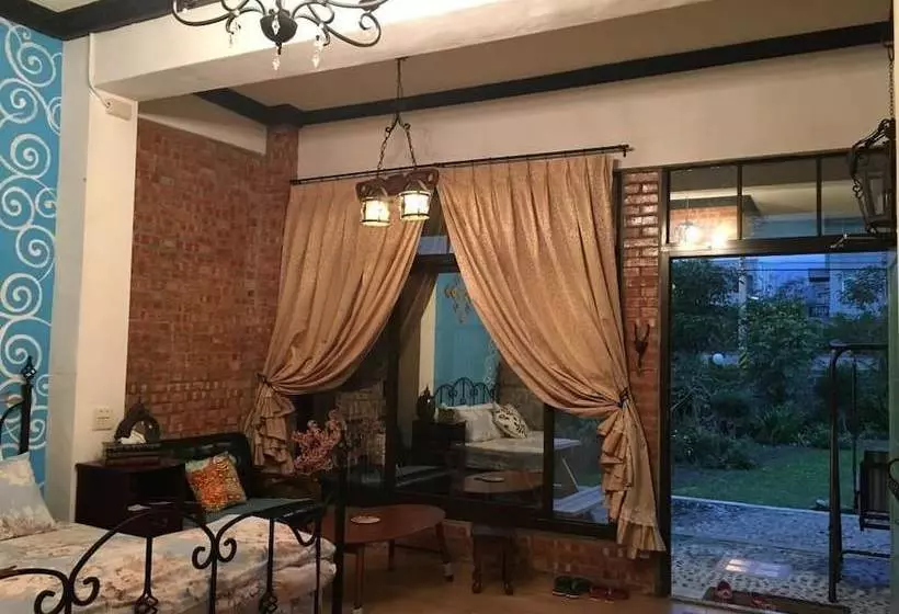 Moonciao Garden  Hostel