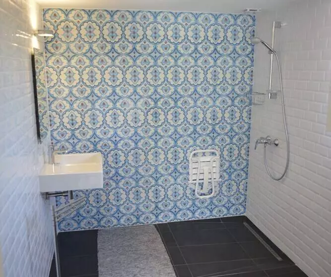 Majatalo Ocean Shelter