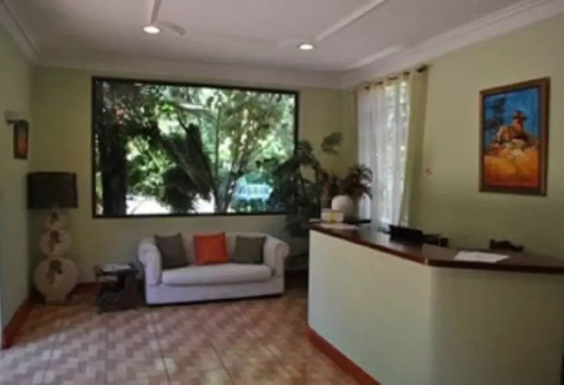 پانسیون Villa Franca