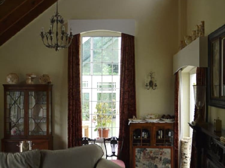 Pine Lodge Bed & Breakfast