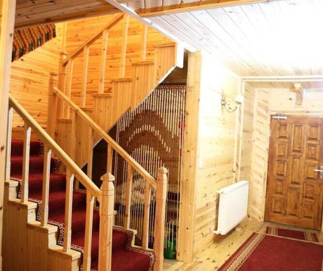 Yedigoller Hotel & Restaurant