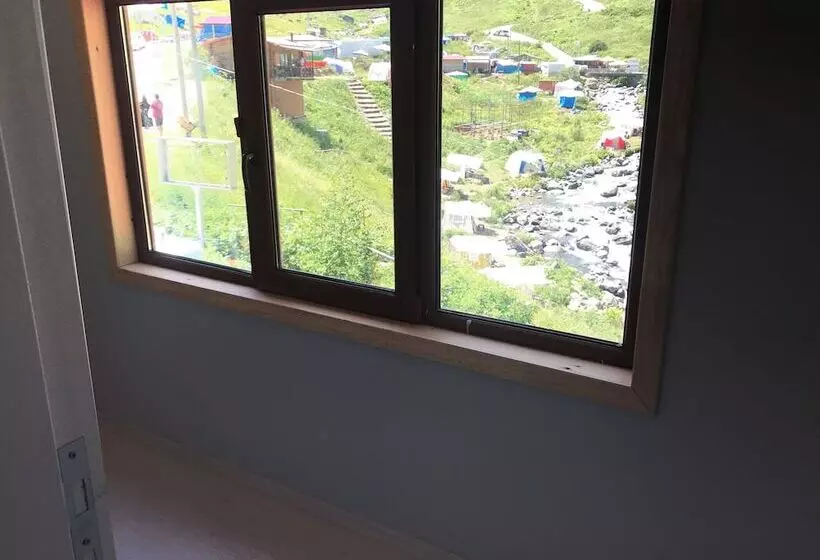 Yedigoller Hotel & Restaurant