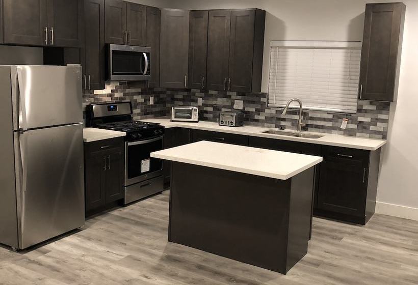 فندق صغير La Bed Rentals