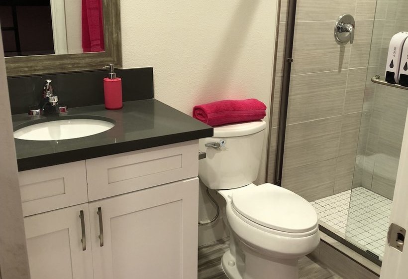 فندق صغير La Bed Rentals