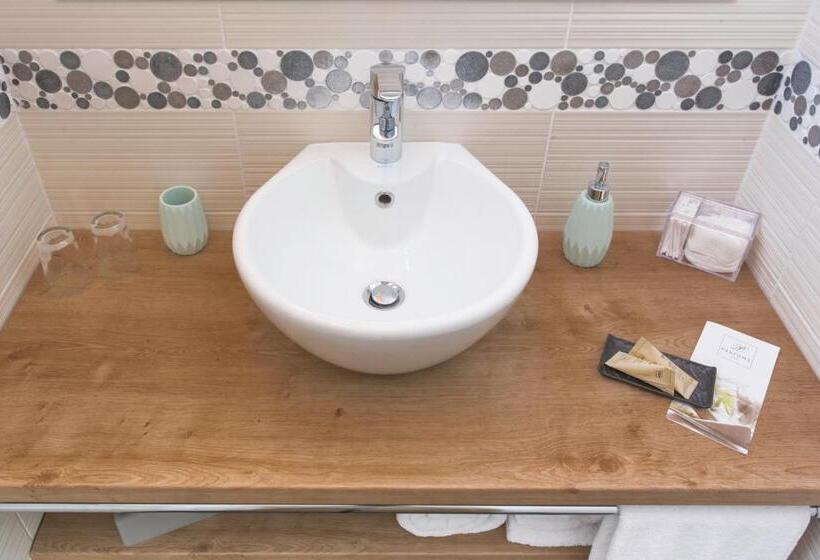 تختخواب و صبحانه A L'ombre Des Pins