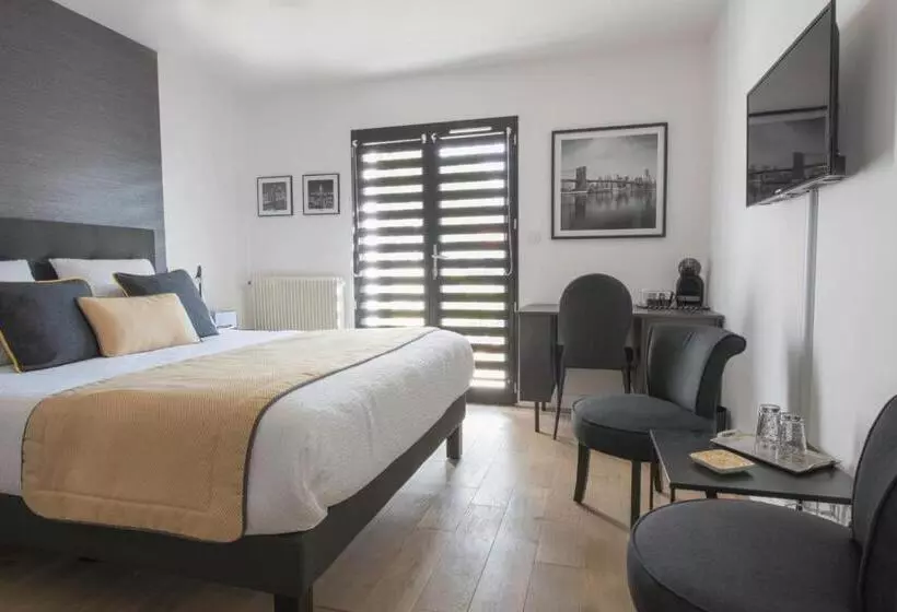 Aamiaismajoitus (B&B) A L'ombre Des Pins