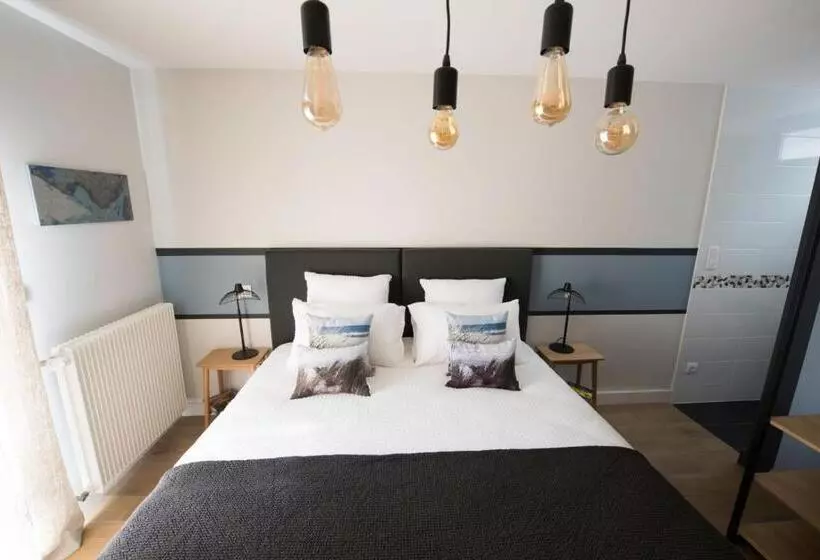 Aamiaismajoitus (B&B) A L'ombre Des Pins