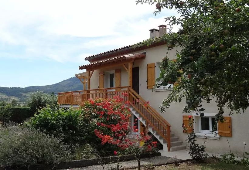 Aamiaismajoitus (B&B) Bonnes Saisons