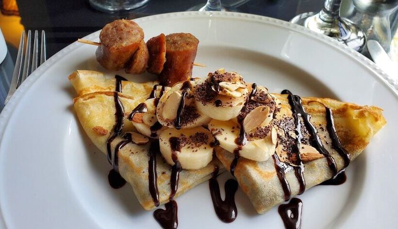 تختخواب و صبحانه Coach Stop Inn