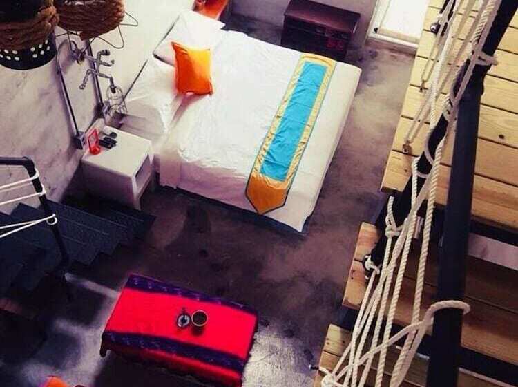 تختخواب و صبحانه Kenting Sky Villa