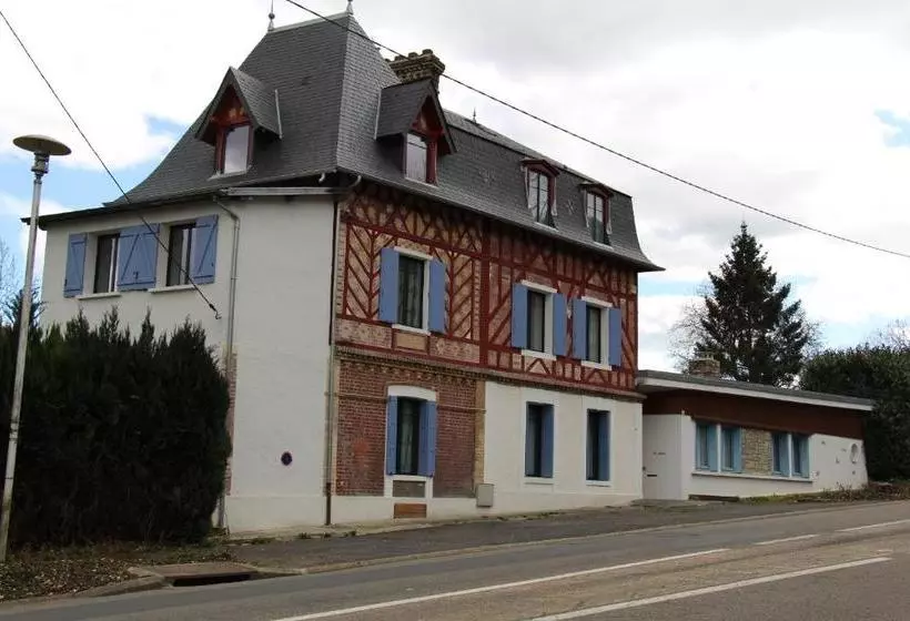 Aamiaismajoitus (B&B) Propriété La Claire