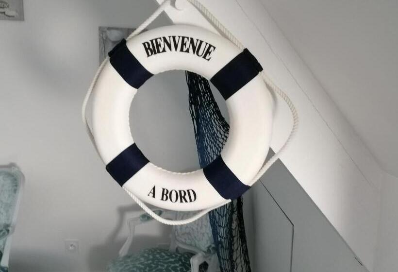 住宿加早餐  La Villa Des Fleurs D Ajoncs