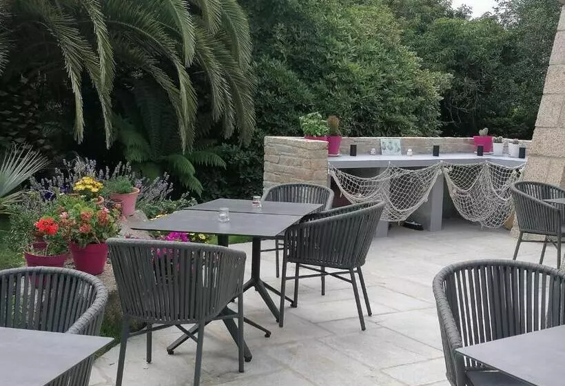 تختخواب و صبحانه La Villa Des Fleurs D Ajoncs