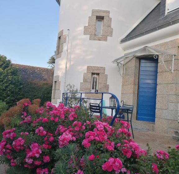 住宿加早餐  La Villa Des Fleurs D Ajoncs