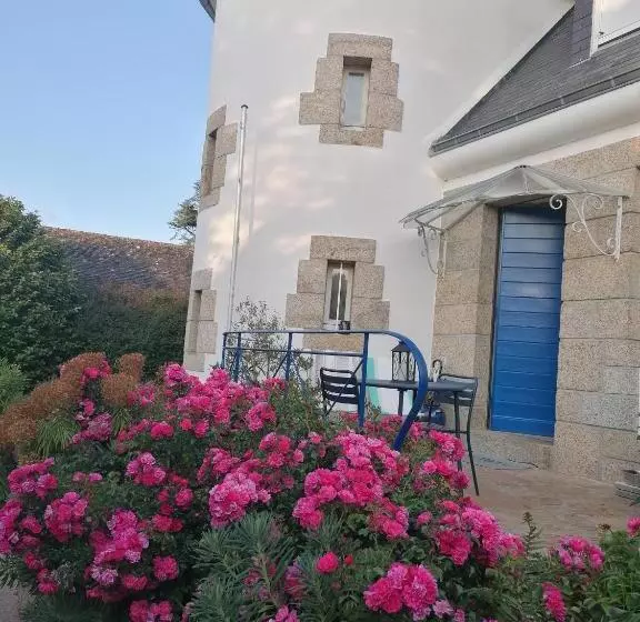 تختخواب و صبحانه La Villa Des Fleurs D Ajoncs