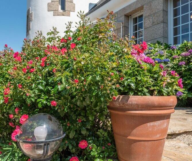 住宿加早餐  La Villa Des Fleurs D Ajoncs