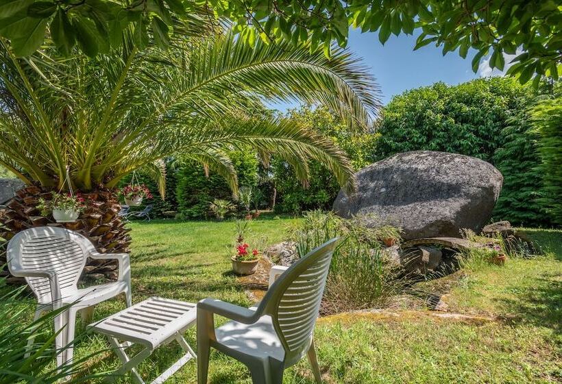 住宿加早餐  La Villa Des Fleurs D Ajoncs