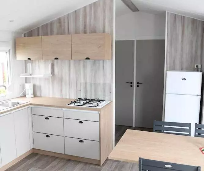 Hotelli Camping Le Pré Fleuri