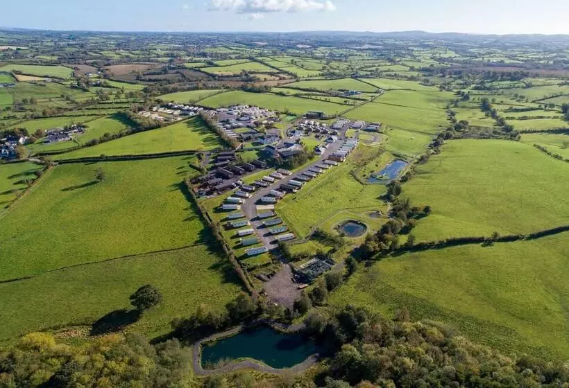 Hotelli Drumhoney Holiday Park