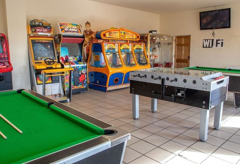 Отель Drumhoney Holiday Park