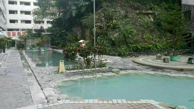 هتل Yisian Hot Spring