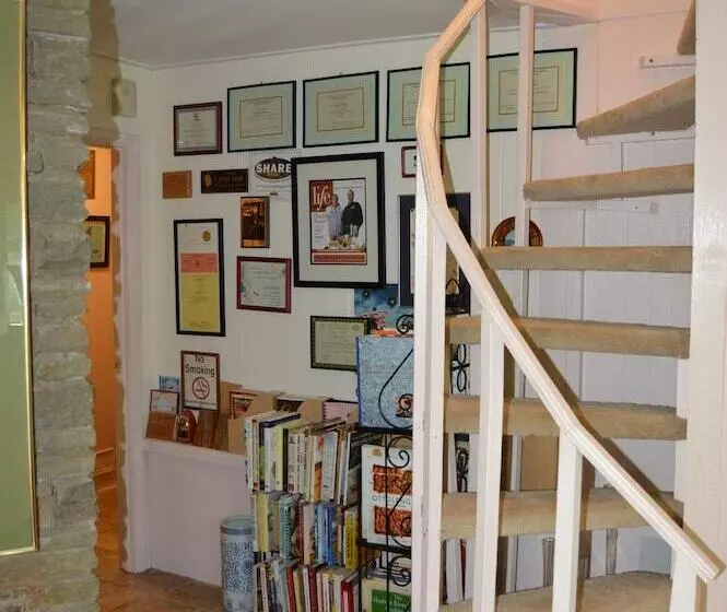 Inn The Woods Bed And Breakfast