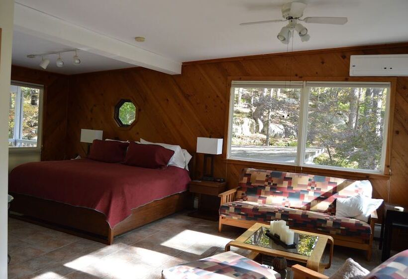 Inn The Woods Bed And Breakfast