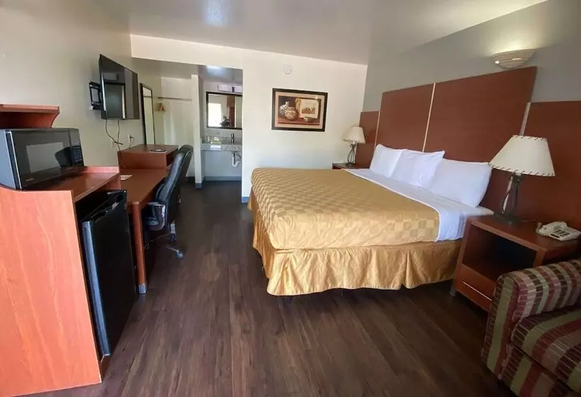 モーテル Travelodge By Wyndham Albuquerque West