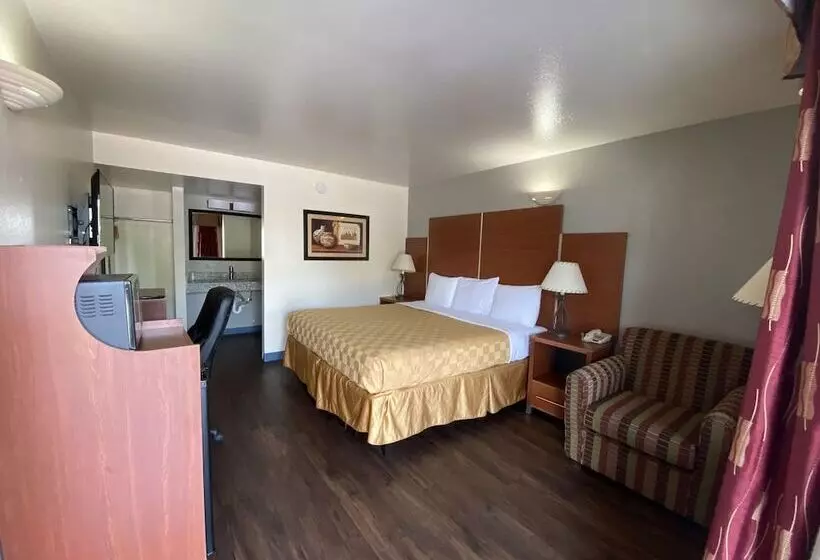モーテル Travelodge By Wyndham Albuquerque West