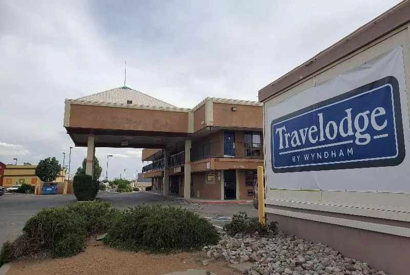 モーテル Travelodge By Wyndham Albuquerque West
