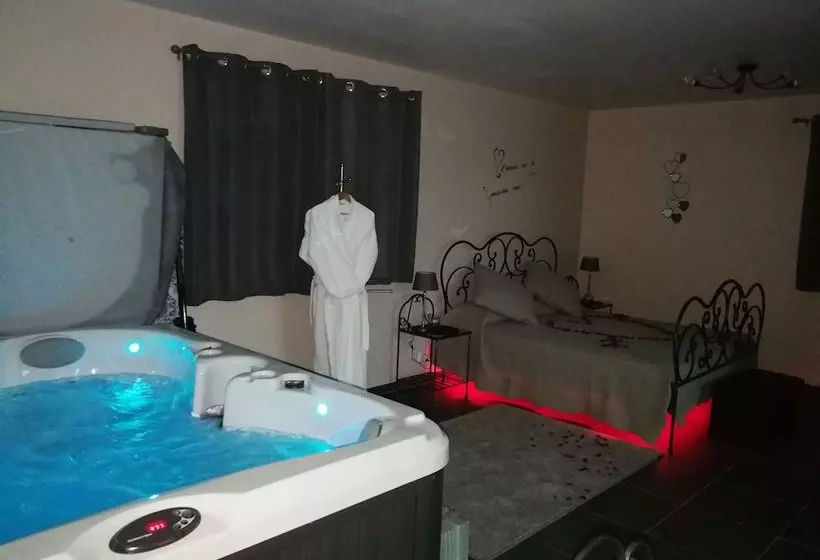 ペンション Au Plaisir Des Sens