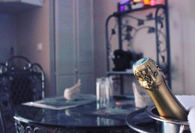 ペンション Au Plaisir Des Sens