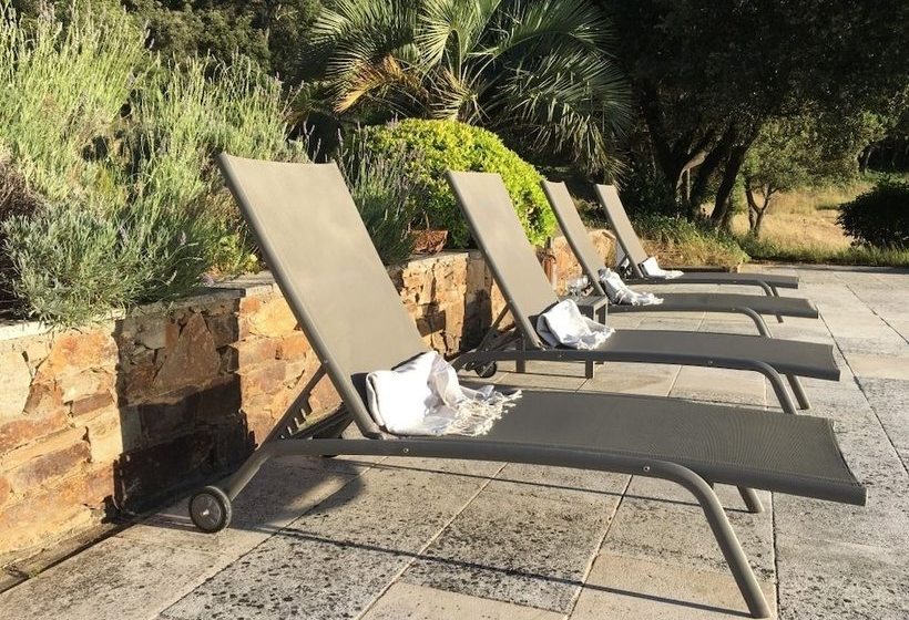 بنسيون Chambres D Hôtes Les Figuiers