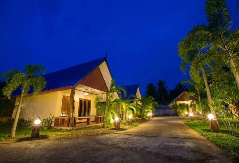 پانسیون Family Resort Chumphon