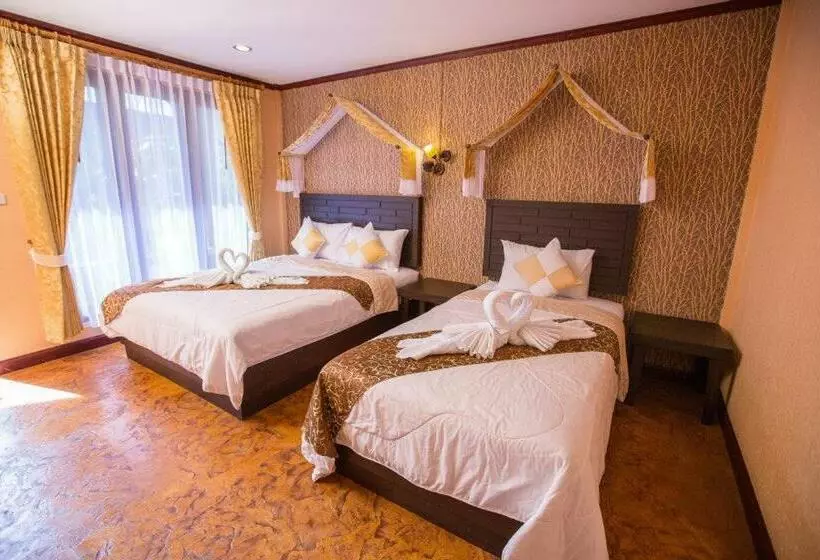 ペンション Family Resort Chumphon