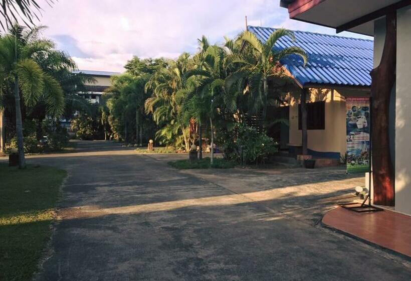 پانسیون Family Resort Chumphon