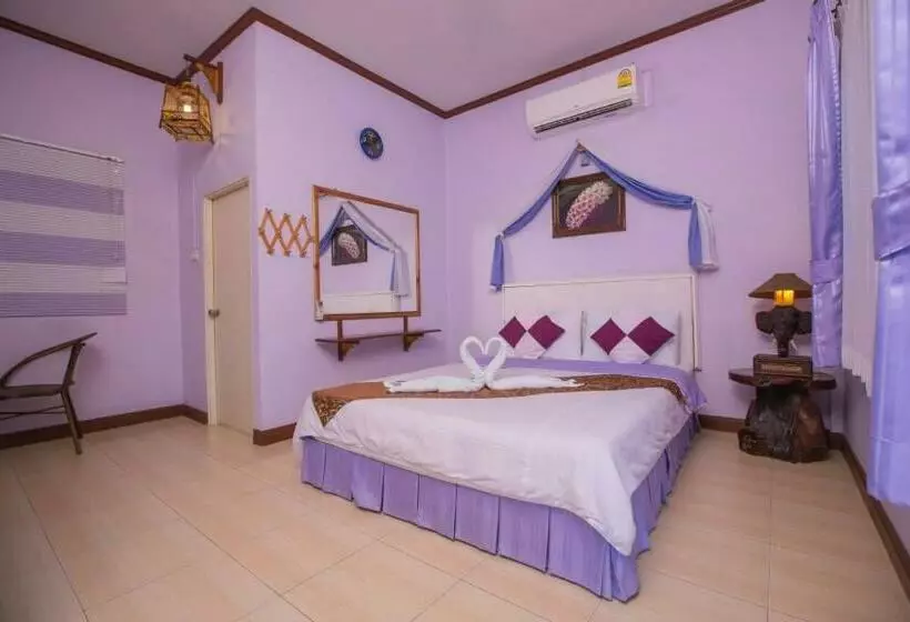 ペンション Family Resort Chumphon
