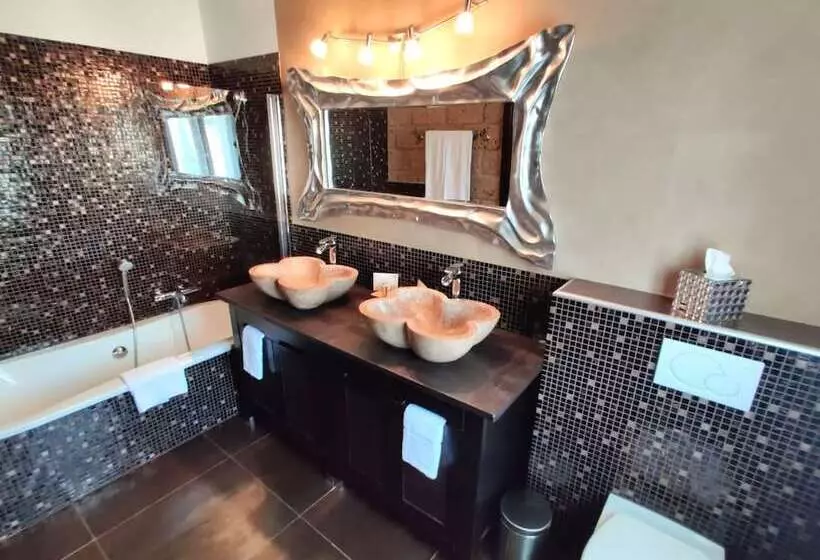 Majatalo Maison Prestige Saint Tropez By Roberto Geissini