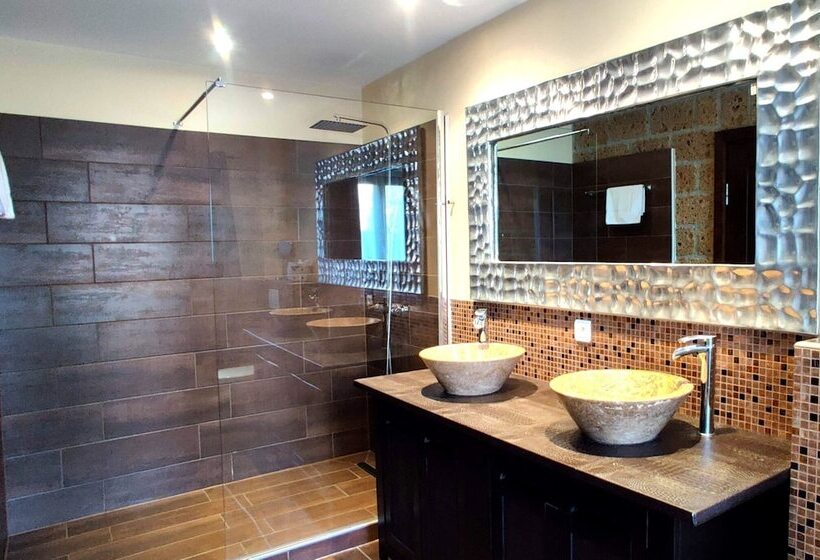 Пансион Maison Prestige Saint Tropez By Roberto Geissini