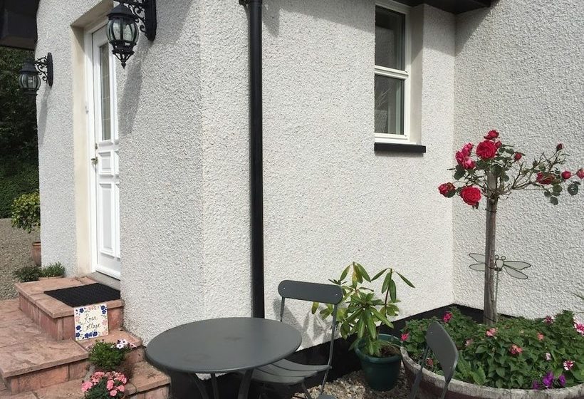 Rose Cottage Bed & Breakfast