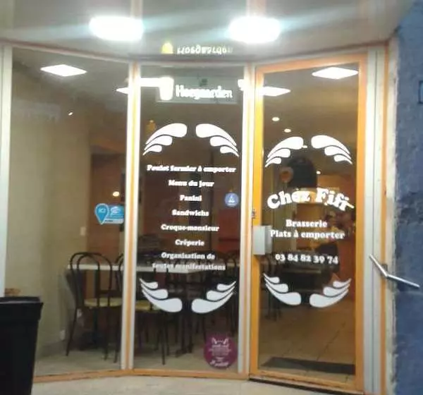 هاستل Chambres Du Café Chez Fifi